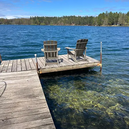 UP Badger Lodge BnB-Lake Family